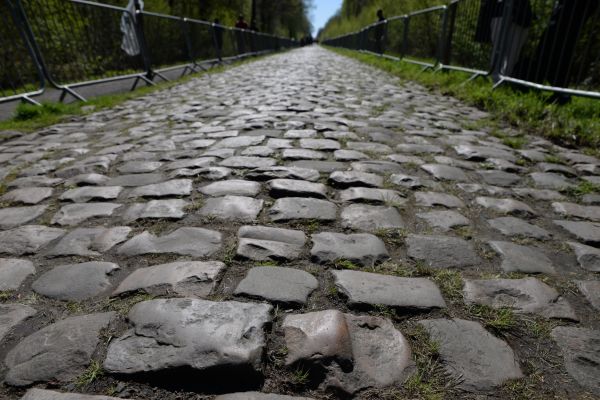 Cobblestone Installation in Nokomis